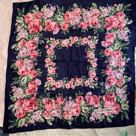 Yves Saint Laurent Floral Scarf brand new - Picture 5 of 7